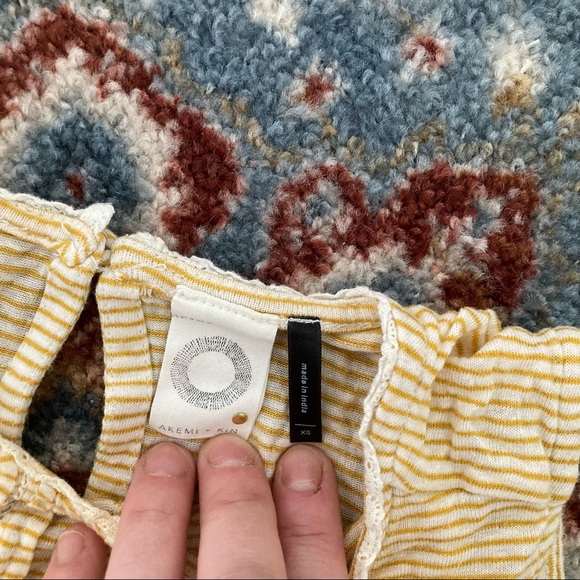 Anthropologie long tank top yellow with dainty details xs! - Picture 3 of 6